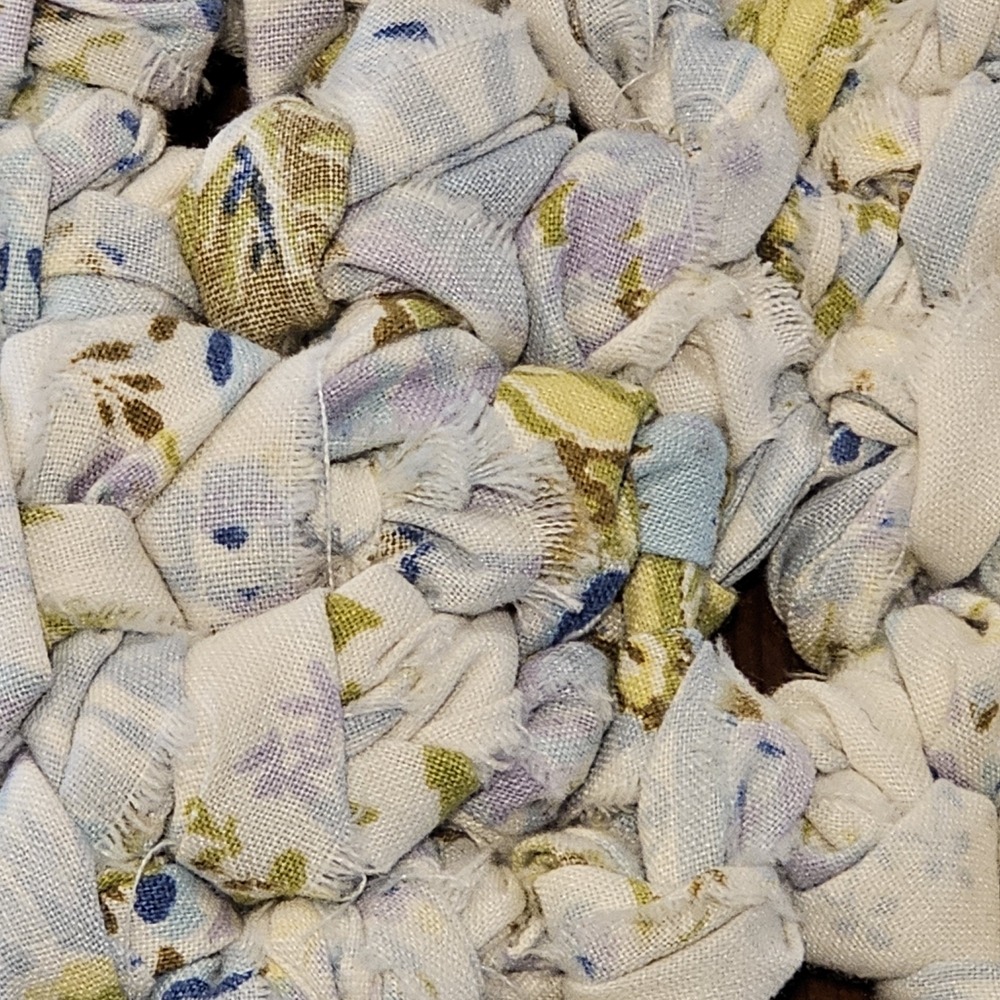 Handcrafted Oval Rag Rug - White and Blue - Picture 6 of 9